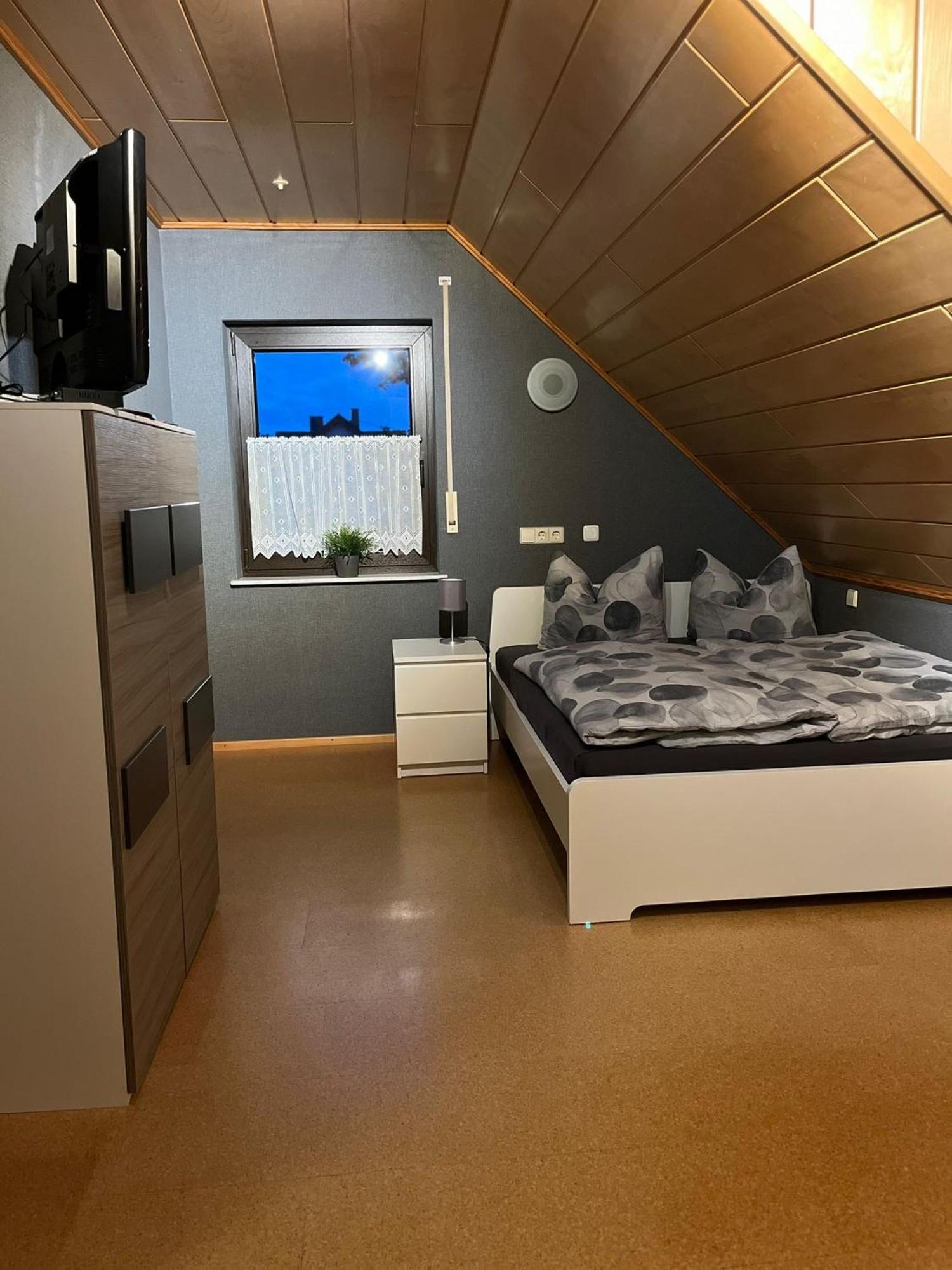 Kaisers Ferienhaus Kaifenheim エクステリア 写真